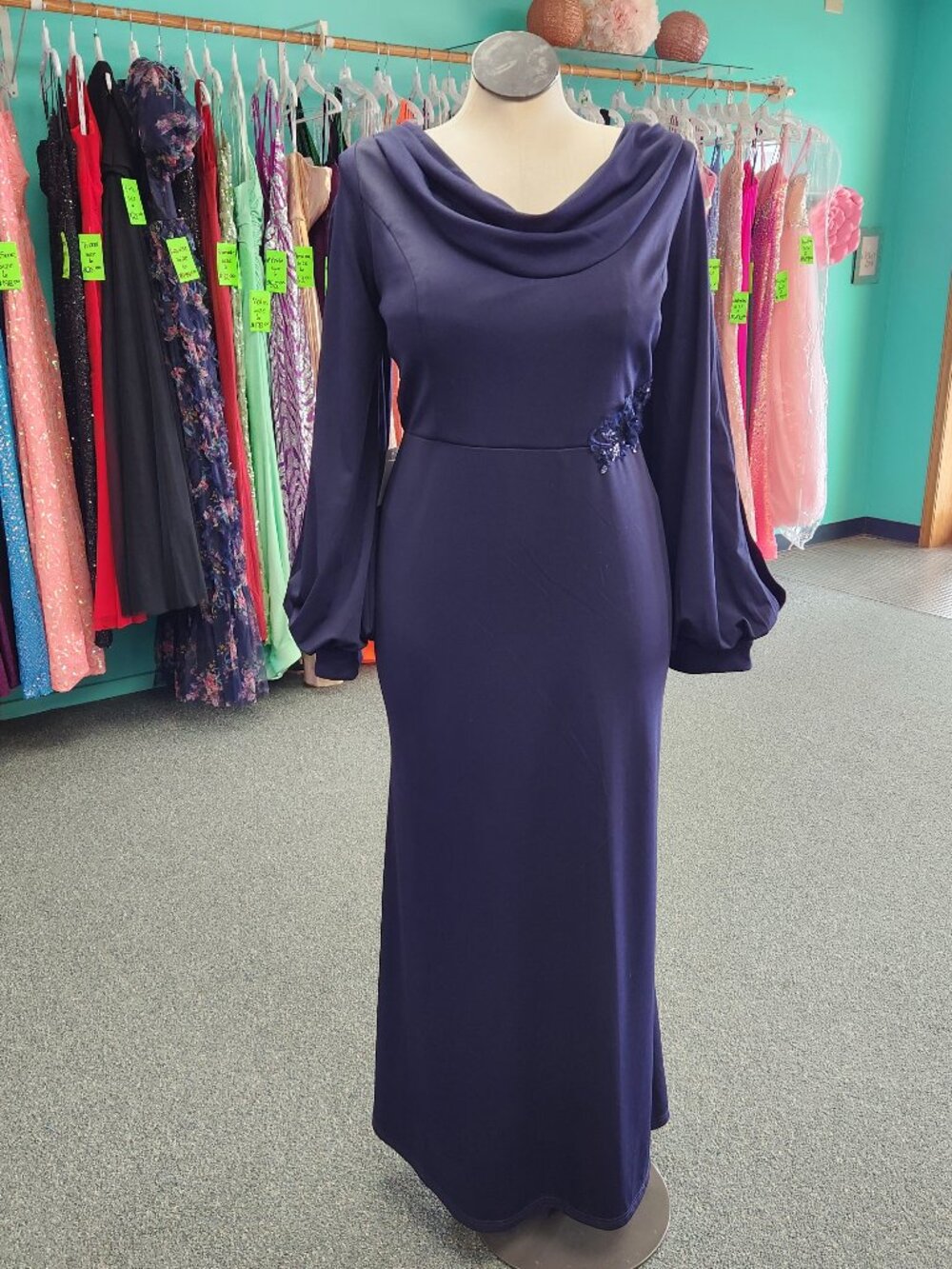 Mothers Gown/Evening Formal Navy Blue Crepe Size 22